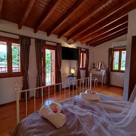 Villa Nikόla'S House à Mourniaí Extérieur photo