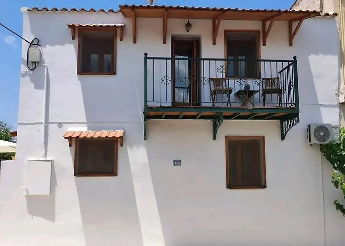 Nikόla\'S House
