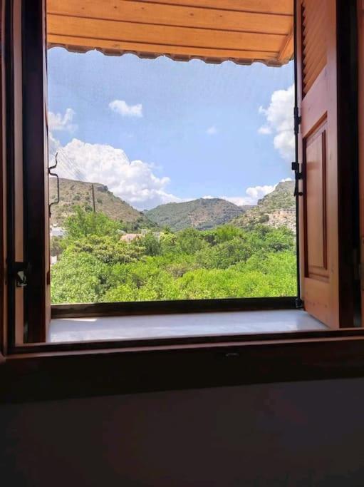 Case de vacanță Nikόla's House