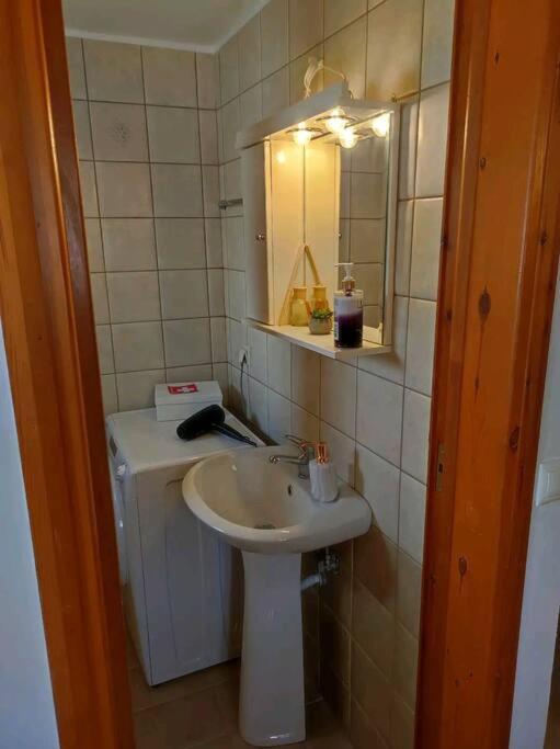 Nikόla's House Case de vacanță Mourniaí