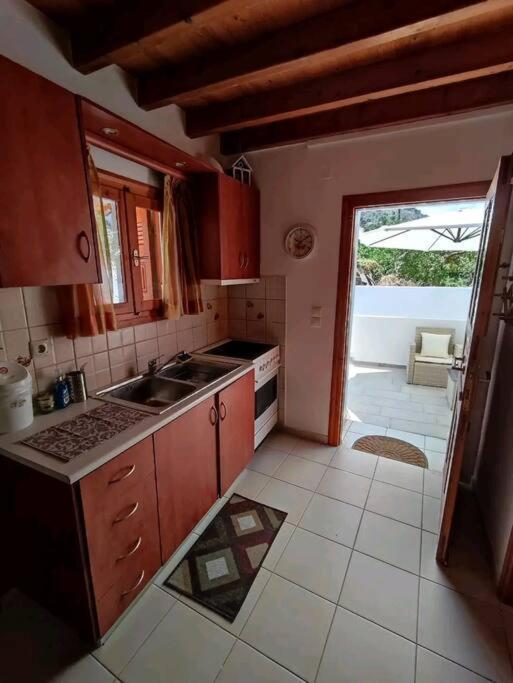 Hébergement de vacances Nikόla's House Mourniaí